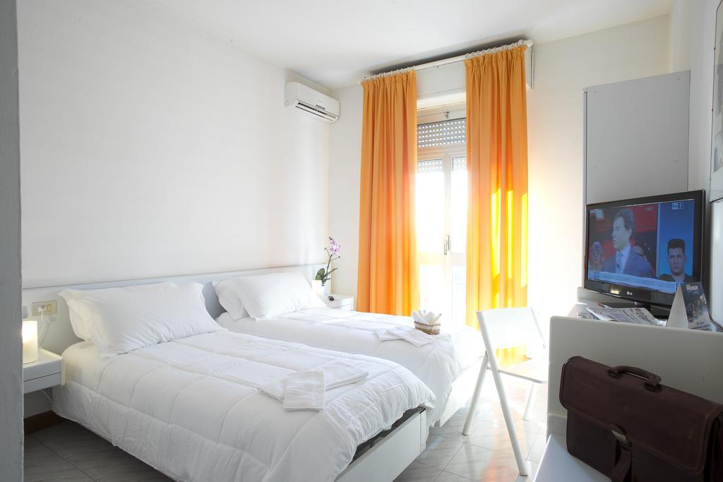 Hotel Capri Brescia Pokoj fotografie